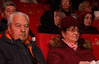 Yarım asırlık çiftler sinemada buluştu