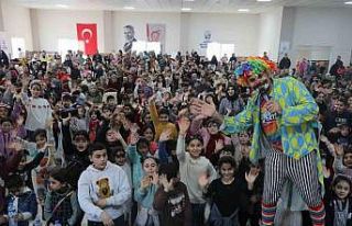 Yayladağı’nda çocuk şenliği yüzleri güldürdü