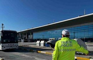 Yolcu gibi bindiler, kural ihlalini affetmediler