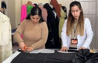 Yüksekovalı kadınlar hem meslek öğreniyor hem...