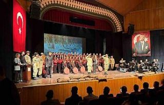 111 genç yürekten dev Çanakkale Oratoryosu