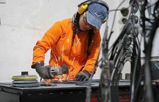 12 metrekarelik dükkandan dünyaya açılan kapı