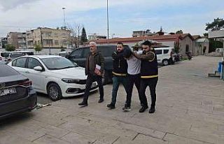 1,2 milyonluk vurgun: Altınları paylaşıp eğlendiler