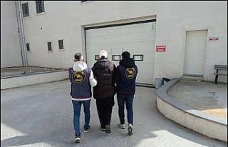 21 yıl hapis cezası bulunan dolandırıcı JASAT’tan...