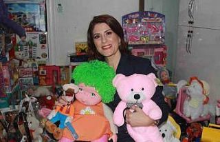 44’üncü yaş gününde hediye yerine oyuncak istedi:...