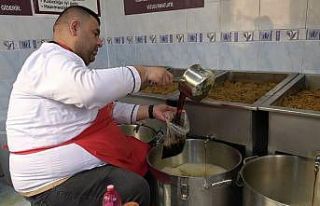 45 yıldır aynı yöntemle meyan şerbeti hazırlıyor