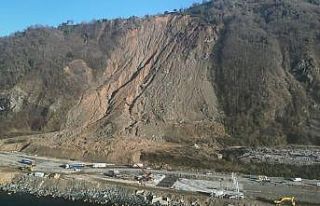 4 kişinin hayatını kaybettiği heyelan bölgesinde...