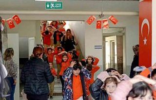 ABAK’tan Deprem Haftası’nda öğrencilere hayat...