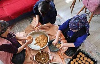 Adana’da bayram sofralarının vazgeçilmezi içli...