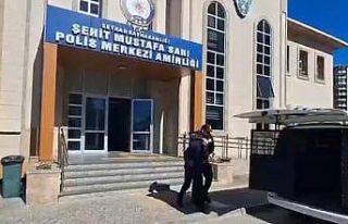 Adana’da trafikte araçtan inip sürücüye saldıran...