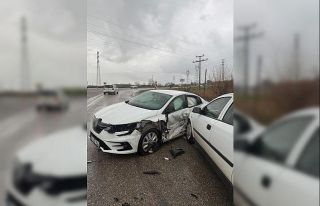 Adıyaman’da zincirleme kaza kamerada