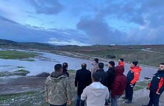 Afrin Çayı’nda mahsur kalan kişi kurtarıldı