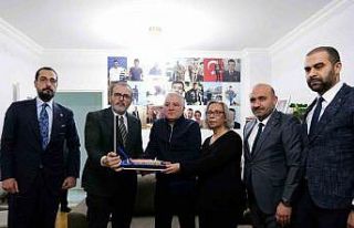 AK Parti MKYK Üyesi Ünal, şehit ailesinin misafiri...