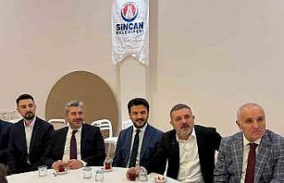 AK Parti Sincan Teşkilatı üyeleri iftarda buluştu