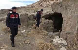 Aksaray’da jandarma ekipleri tarihi mekanlarda devriyede