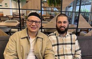 Almanya’da iki genç müslümanlığı araştırıp...