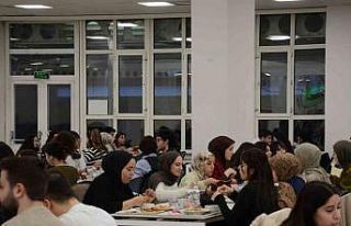 Anadolu Üniversitesi öğrencileri Kadir Gecesi’nde...