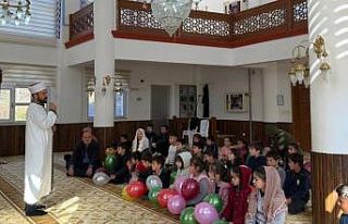 Anamur’da çocuklar camilerde manevi değerleri...