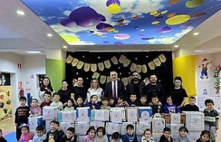 Anaokulu öğrencilerinden ihtiyaç sahiplerine Ramazan...