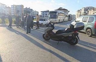 Antalya’da motosiklet ile otomobil çarpıştı:...