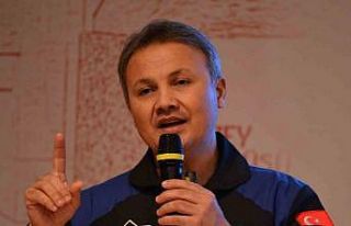 Astronot Alper Gezeravcı, üniversite öğrencileriyle...