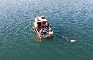 Atatürk Baraj Gölüne füze parçaları düştü