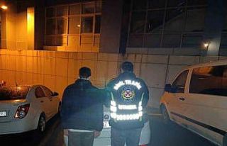 Avcılar’da trafikte takip ettiği sürücüye tehditler...