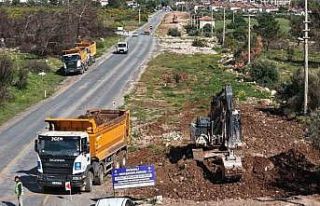 Aydın Büyükşehir, Akbük’te yol yenileme çalışmalarını...