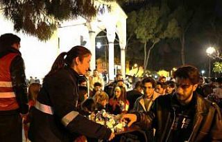 Aydın Büyükşehir’den Kadir Gecesi’nde lokum...