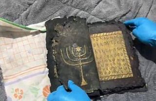 Aydın’da Bizans dönemine ait altın işlemeli...