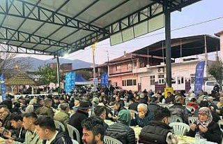 Aydınlılar Büyükşehir’in iftar sofrasında...