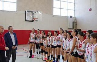 Ayvalıkgücü Belediyesporlu filenin sultanlarından...