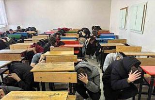 Babaeski’de öğrencilere deprem ve yangın eğitimi