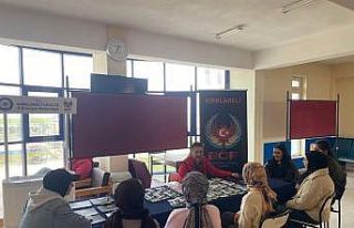 Babaeski’de üniversite öğrencilerine terörle...