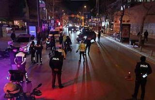Bağdat Caddesi’nde trafik uygulaması: 400 bin...