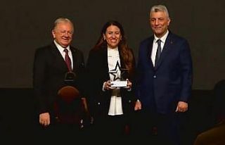 BAGFAŞ’a İhracatın Yıldızları Ödül Töreni’nde...