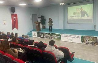 Bağımlılıkla mücadele eğitimleri sürüyor