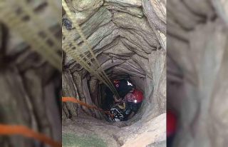 Bahçedeki kuyuya düşen 94 yaşındaki adam kurtarıldı