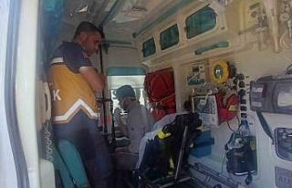 Bakım sırasında tur teknesi alev aldı dumandan...