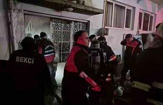 Bartın’da 4 katlı apartmanda yangın paniği:...