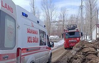 Başkale’de korkutan yangın: 3 çocuk tedavi altına...