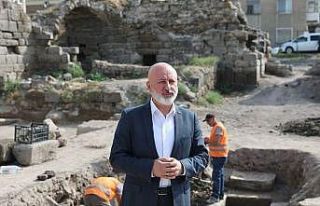 Başkan Çolakbayrakdar: "Şehrimizin ilk medresesi,...