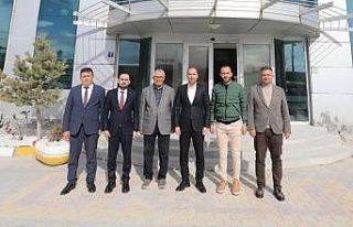 Başkan Özdemir’den Niğde Gazeteciler Cemiyeti’ne...