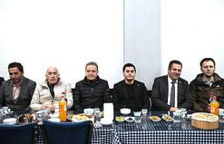 Başkan Yiğider, muhtarlarla iftarda buluştu