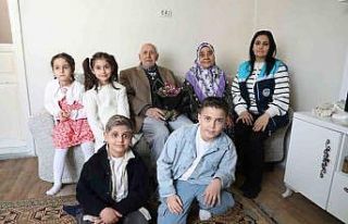 Battalgazi Belediyesi’nden çocuklarla bayram ziyareti