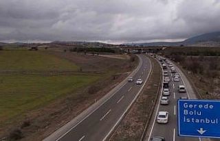 Bayram dönüşünde Kemikli rampalarında trafik...