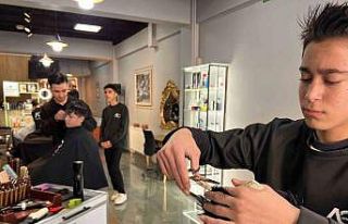 Bayram öncesi berber esnafının yoğunluğu başladı