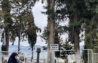 Bayram öncesi mezarlıklarda duygu seli