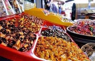 Bayram şekerleri tezgahları renklendirdi