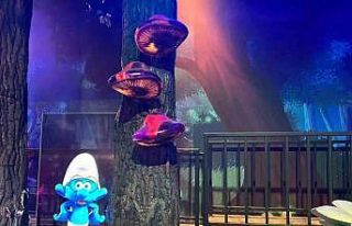 Belçika’dan getirilen dekorlarla hazırlanan "Şirinler...